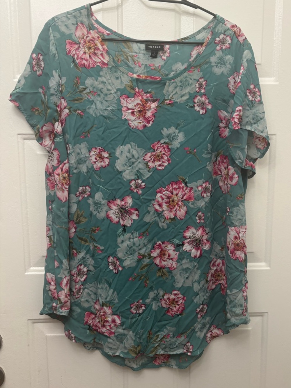 torrid Teal Floral Short-Sleeve Blouse with Pink Accents